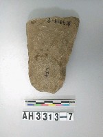 藏品(中型打製石斧)的圖片